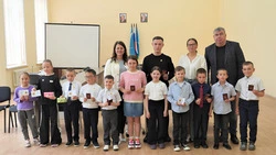 Выпускники гагаринского детсада получили заслуженные золотые значки ГТО