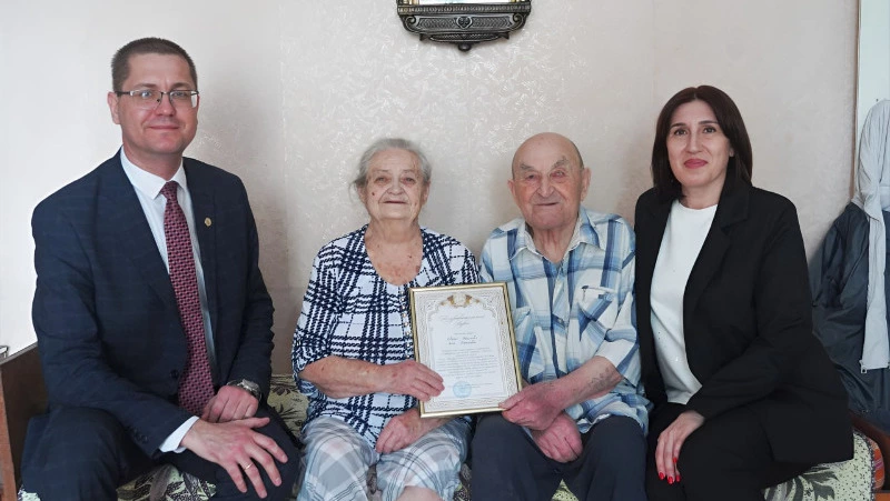 Семья Денисовых живёт в любви и верности 70 лет!