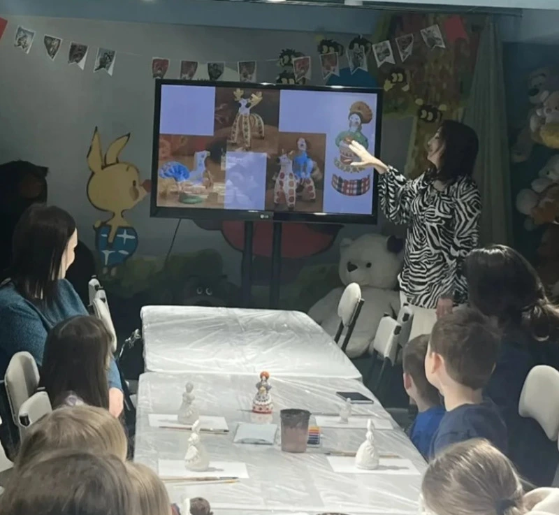 Педагоги детского сада «Радуга» села Троицкое сводили детей с родителями в Музей медведя