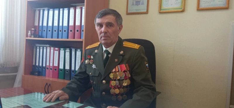 Отделом по делам ГО и ЧС в администрации округа руководит кадровый офицер