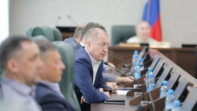 Депутаты областной Думы рекомендовали усилить контроль за закупками в спортивной отрасли