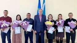 От муниципалитета поблагодарили «серебряных» волонтёров и благотворителей
