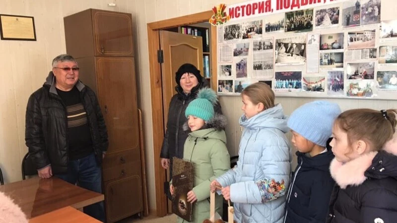 Школьники – ветеранам ко Дню защитника Отечества