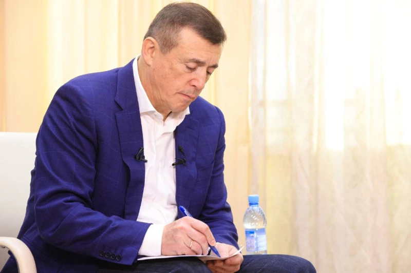 Губернатор провёл приём сахалинцев с ограниченными возможностями здоровья