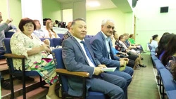 На большом педсовете педагоги обменялись опытом работы по образовательным стандартам