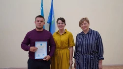 За спасение утопаюших детей героям вручили почётные грамоты