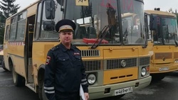 Анивские госавтоинспекторы проверили школьный транспорт