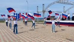 День флага Российской Федерации 2024: когда отмечают, традиции праздника, интересные факты