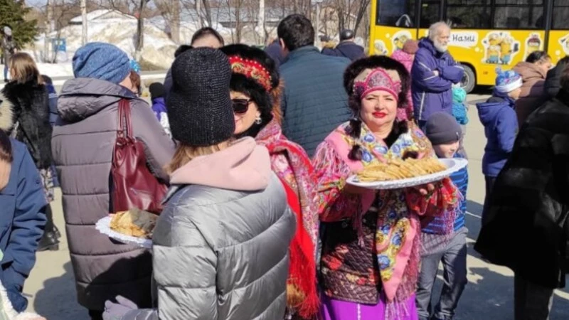Весёлым праздником проводили зиму