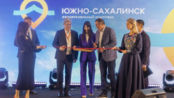 Новый аэровокзальный комплекс в Южно-Сахалинске принял первый рейс