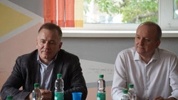 Владимир Иконников собрал наказы губернатору в Аниве