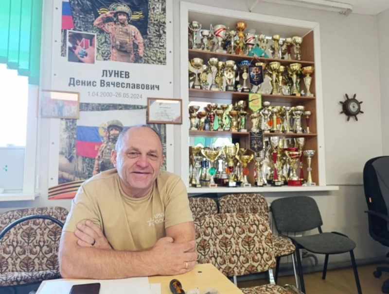 Геннадий Зотов Родину любит, стрелять умеет