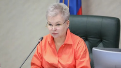 За июль в облдуме рассмотрели 34 вопроса и приняли 12 законопроектов