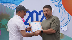 На анивском пляже 14 июля отметили День рыбака