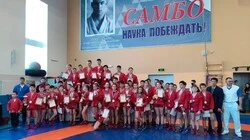 Анивский самбист – в числе победителей на областных соревнованиях