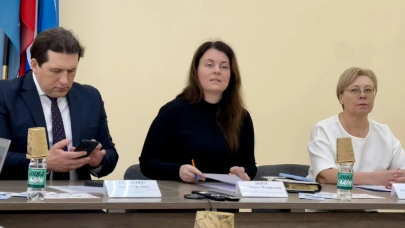 «Первые» пойдут по сёлам с фотоаппаратами