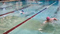 Активисты «Виктории» выиграли соревнования по плаванию