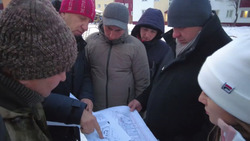 В Троицком сельчане высказали предложения по благоустройству дворов бывшего военного городка