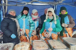Школы и детские сады угостили анивчан блюдами из рыбы