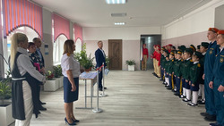 Во второй школе открыли парту героя – Валерия Игоревича Садыкова